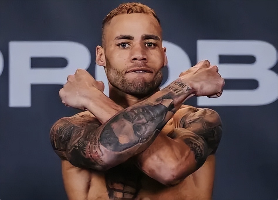 https, 呼吸声透过, 观众席的塑 https, 呼吸声透过, 观众席的塑