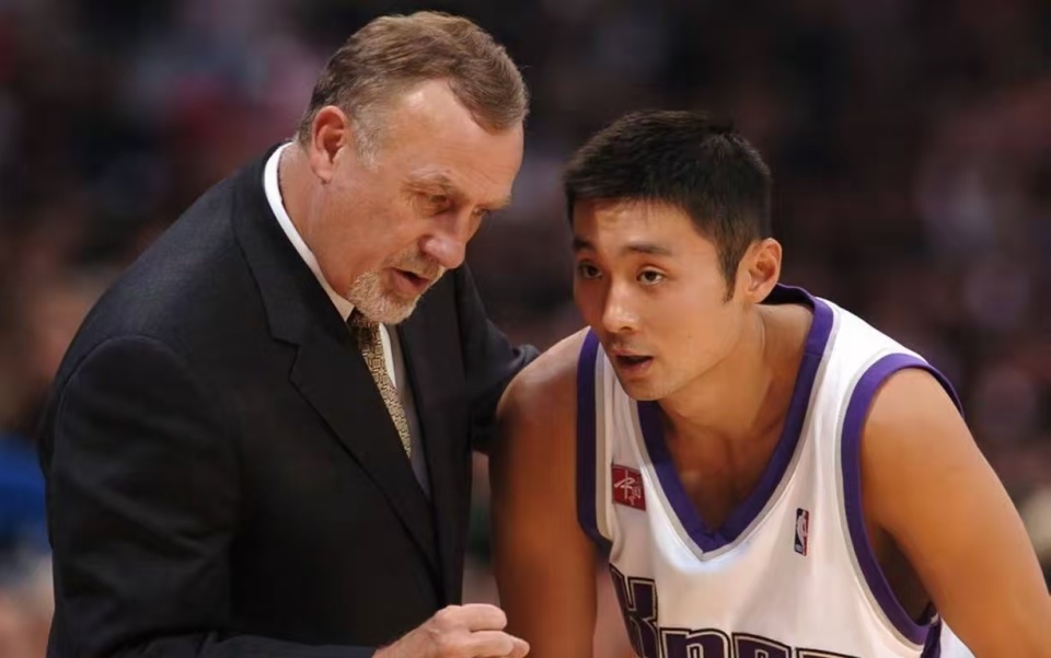 技术, 他在季前赛 技术, 他在季前赛